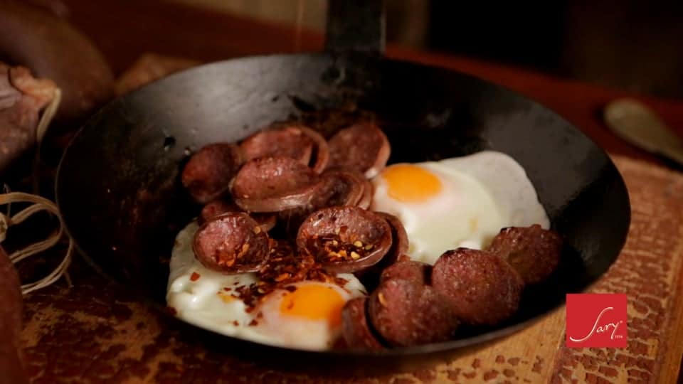 Ayga me karamanlidiko soutzouki Sary